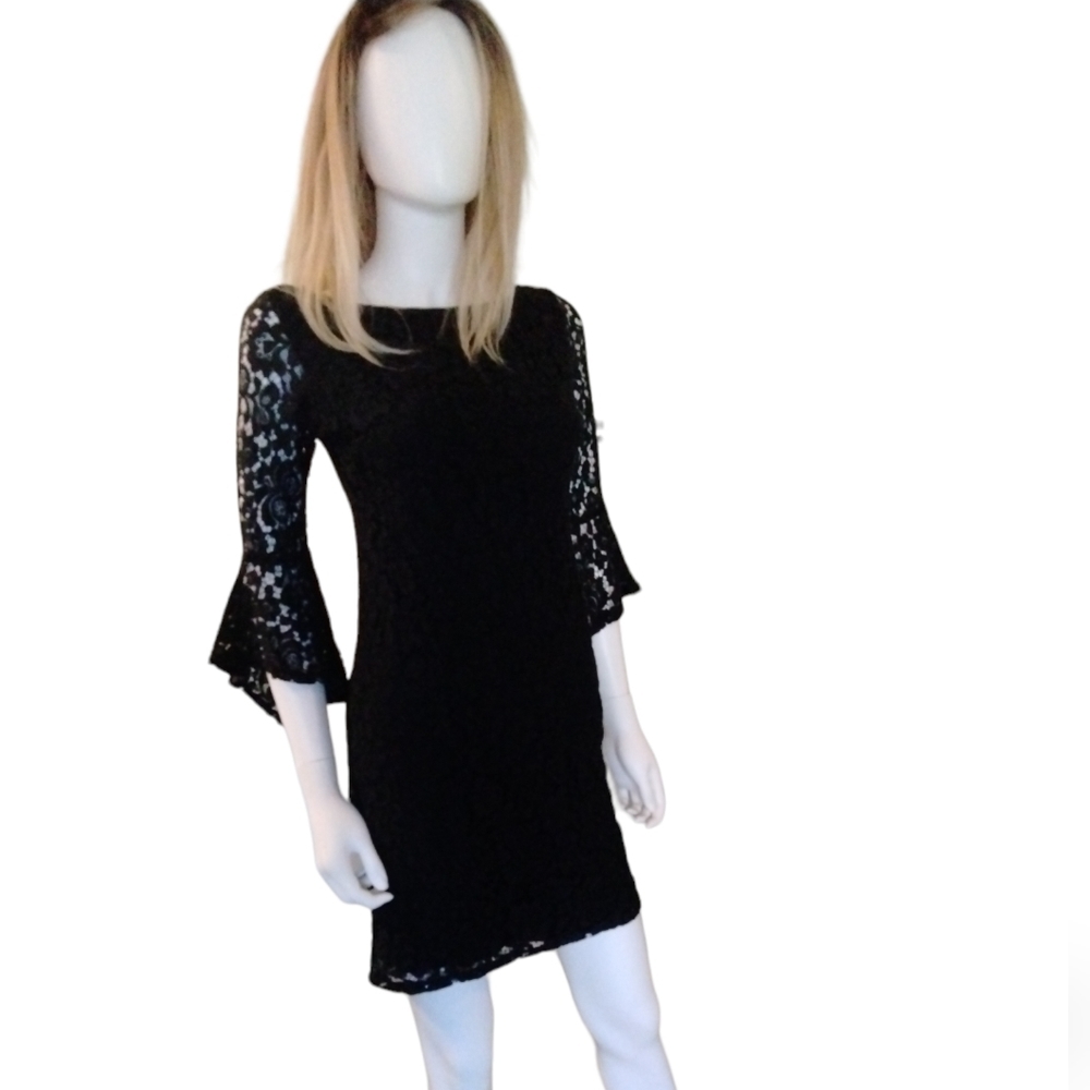 Truhuology Black lace dress with bell‎ sleeves size 6 classy vintage feel